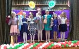 Юные артисты 5-х классов приятно удивили своих мам, исполнив сказку "Принцесса на горошине"(руководитель кукольного театра Лешкевич С. Н.)